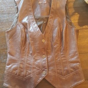 Fitted Paige leather vest
